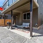 Serene 1 Bdrm, 1 Bath Apartment