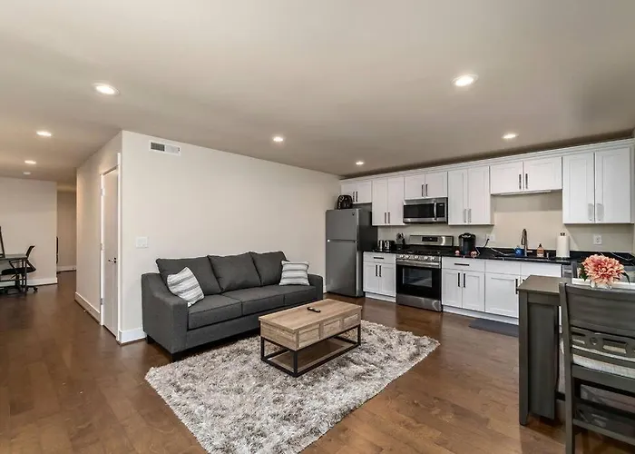 Serene 1 Bdrm, 1 Bath Apartment